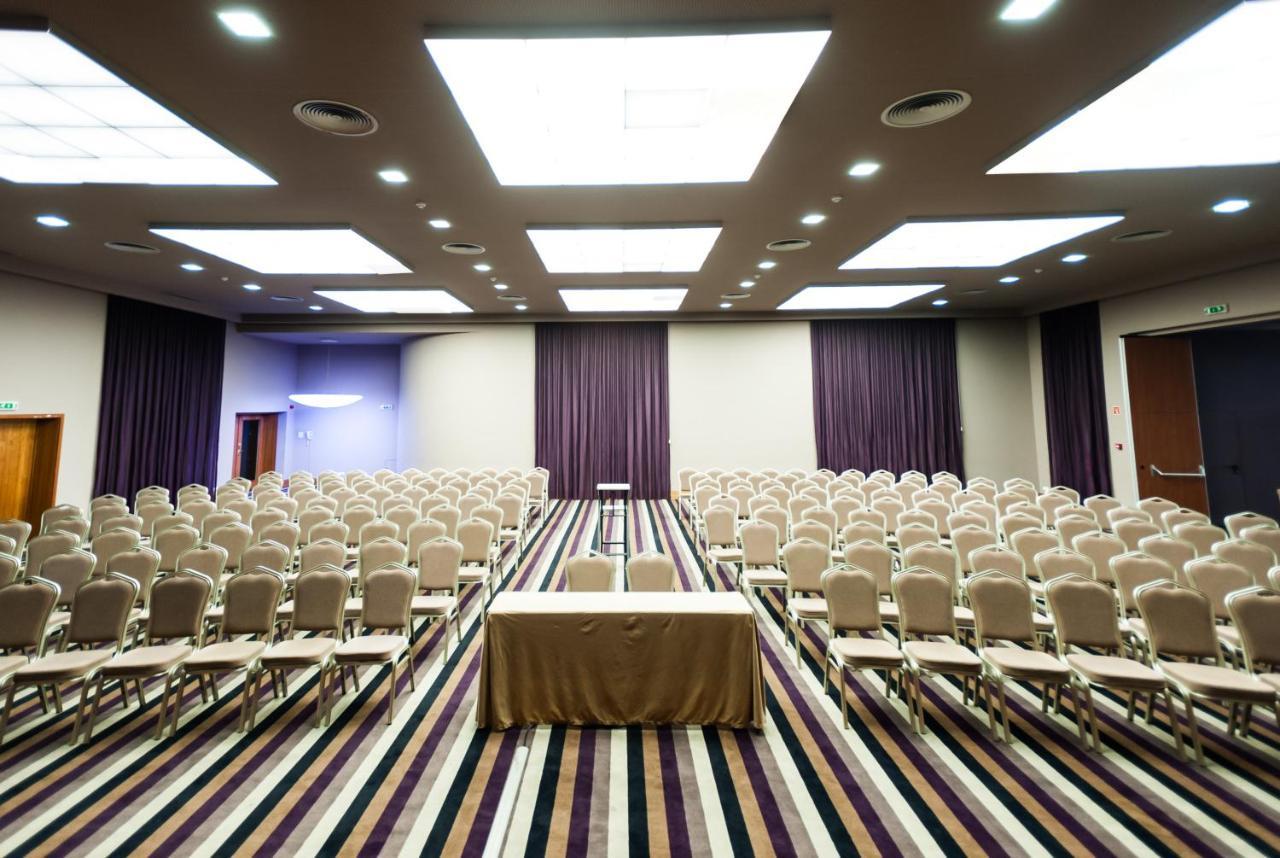 Melia Madeira Mare Hotel Funchal  Eksteriør billede A conference room