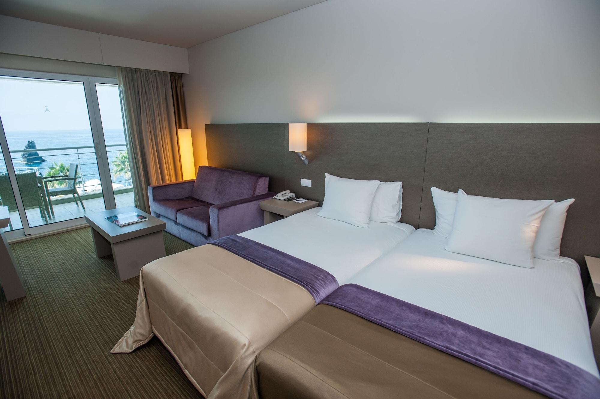 Melia Madeira Mare Hotel Funchal  Eksteriør billede A room at the hotel