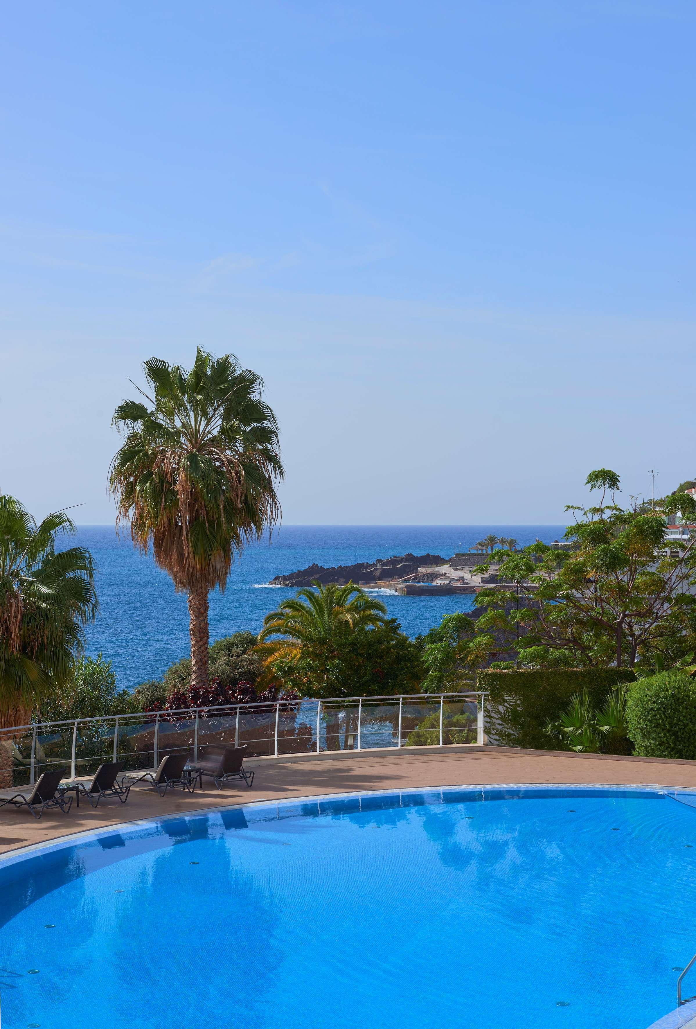 Melia Madeira Mare Hotel Funchal  Eksteriør billede View of the sea from the hotel