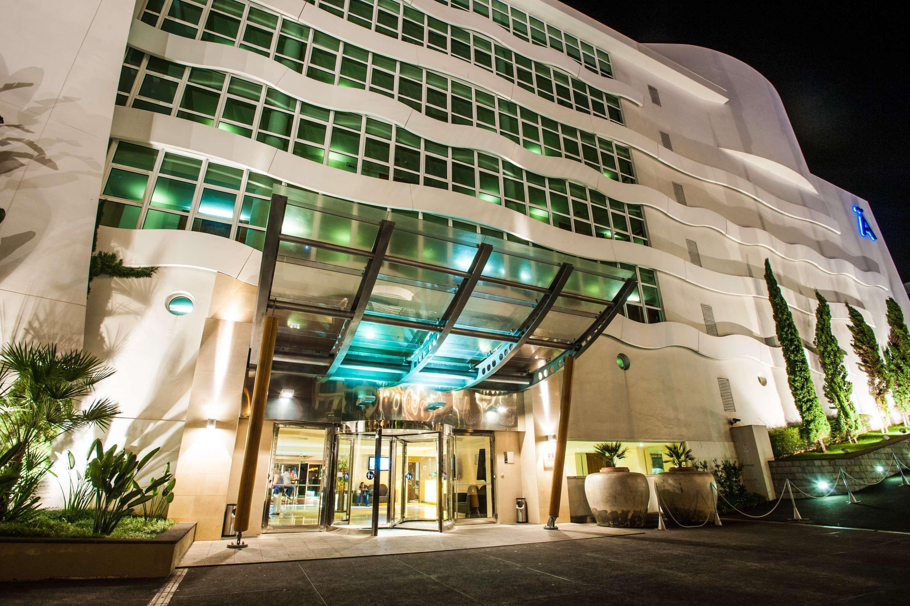 Melia Madeira Mare Hotel Funchal  Eksteriør billede The hotel's main entrance